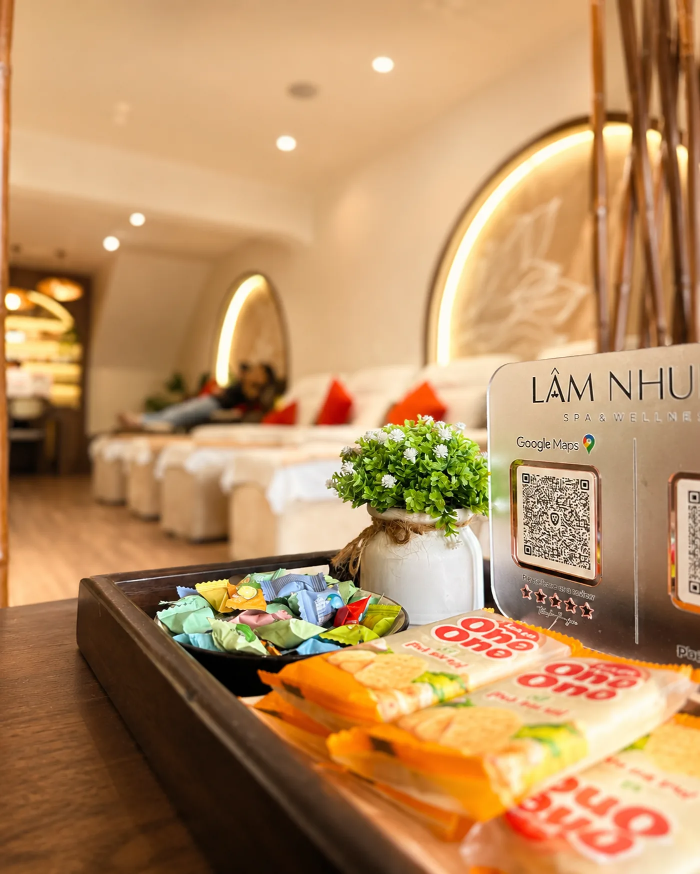 Welcome tea tray at Lâm Nhung Spa — the unhurried close that follows the two-therapist ritual